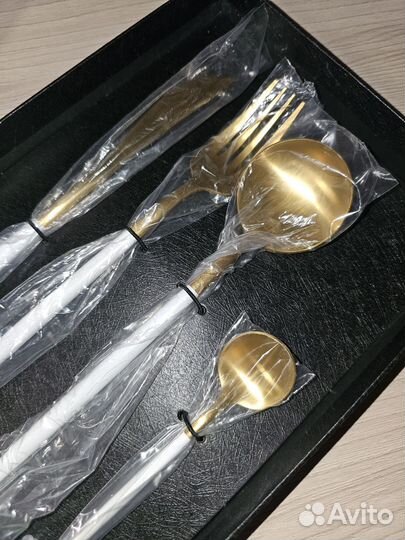 Столовые приборы