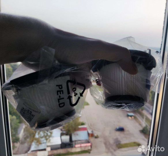 Вертикальный пылесос Redmond RV-UR356