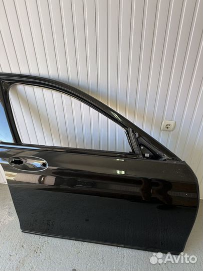 Передняя правая дверь BMW G11/G12