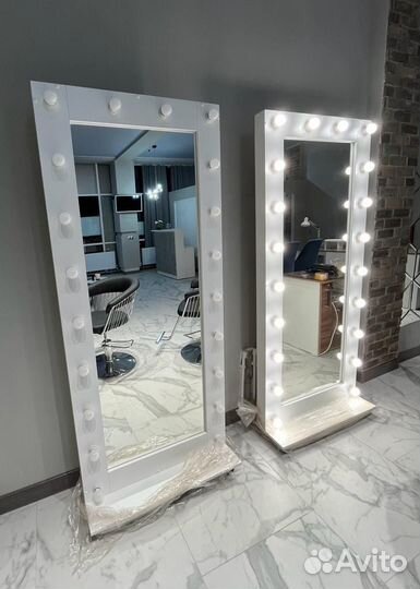 Зеркало с подсветкой