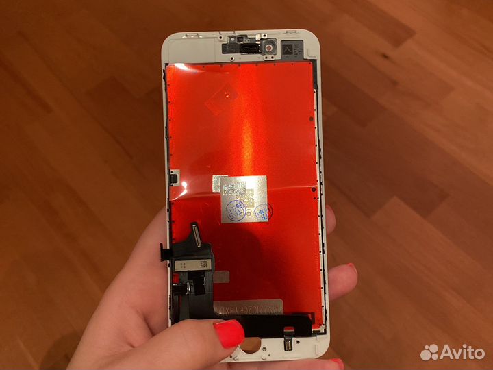 Экран на iPhone 8 plus новый