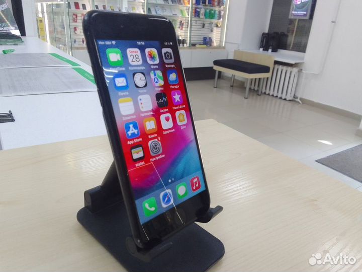 iPhone 7, 32 ГБ
