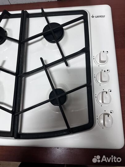 Газовая варочная панель 4 конфорки гефест б/у