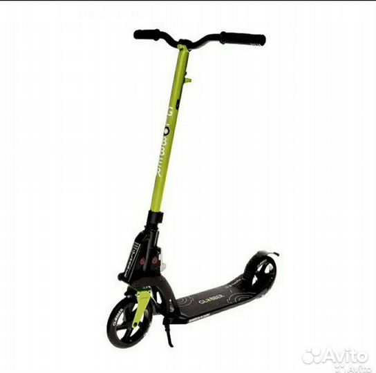 Новый самокат Globber one K180 зелёный