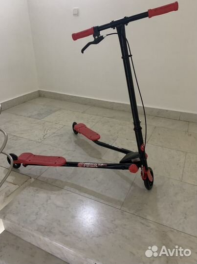 Самокат детский трехколесный бу
