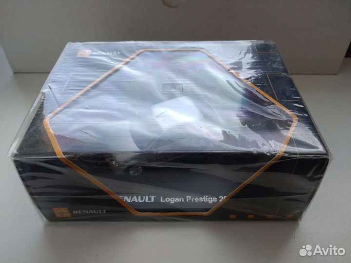 Renault Logan, Пежо, Порше