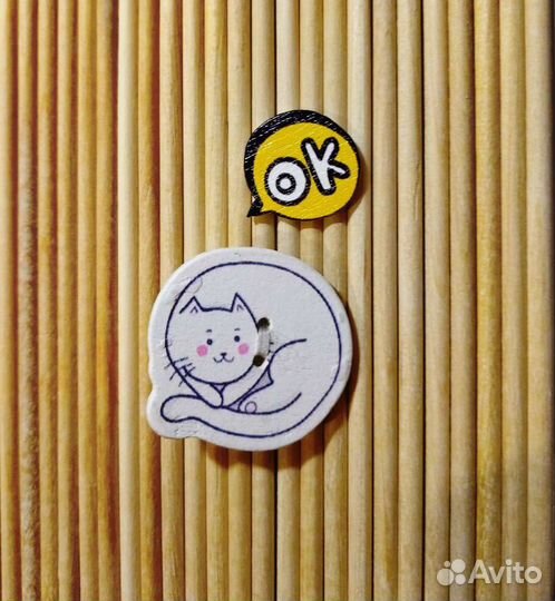 Значки деревянные Кот Добрососед академический