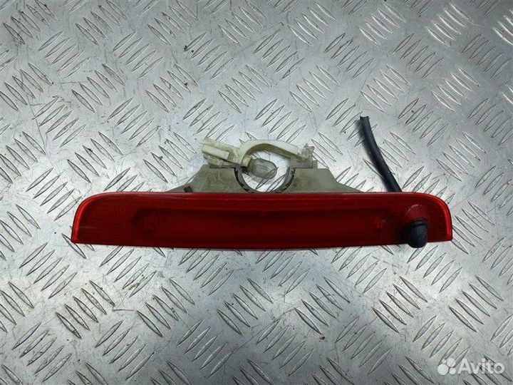 Фонарь задний (стоп сигнал) Ford Fusion 1.6 fxjb