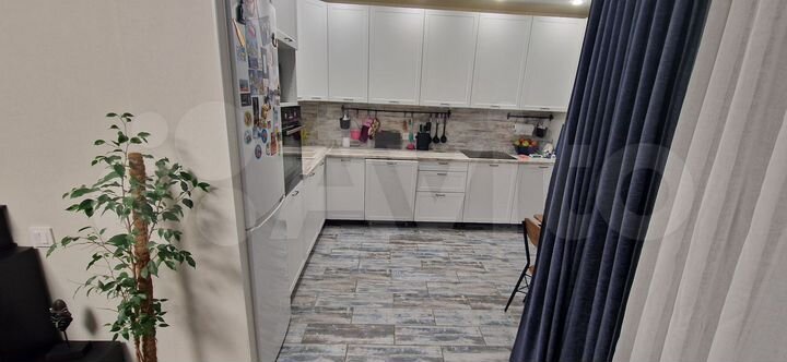 3-к. квартира, 91 м², 6/14 эт.