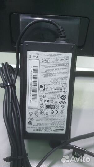 4K монитор Samsung U28E590DS