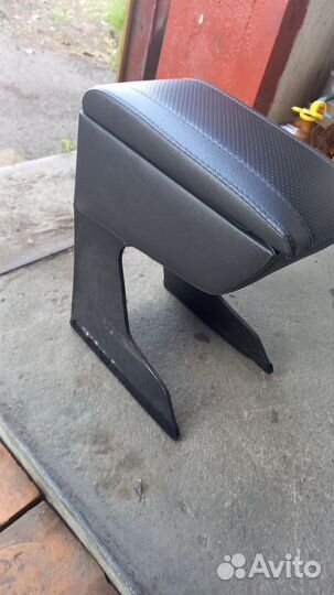 Подлокотник на нексию