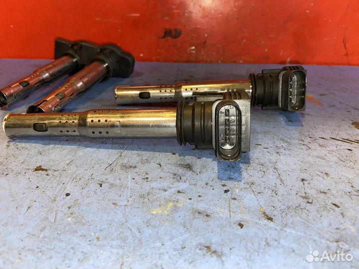 Катушка зажигания Audi A4 1.8 CDH