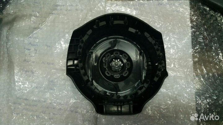 Заглушка в руль на Фольксваген Поло седан