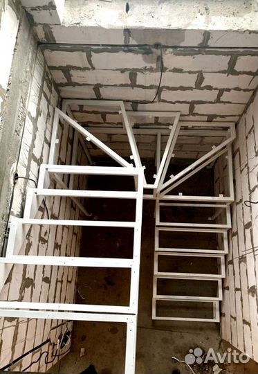 Винтовая лестница под ключ