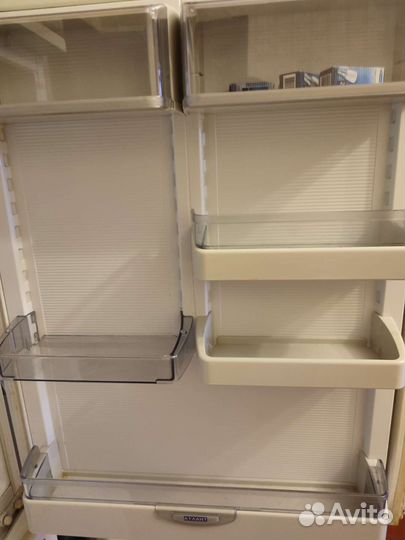 Холодильник бу atlant мхм161