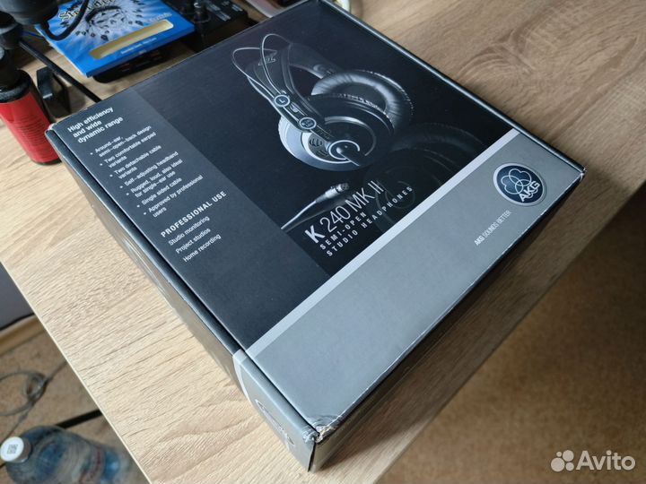 Студийные наушники AKG K240 MKll Новые
