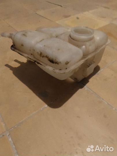 Расширительный бачок ford focus 2