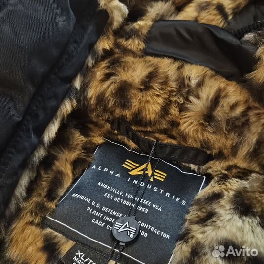 Куртка Alpha Industries x Stussy черная