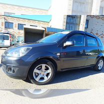 Ford Fiesta 1.4 MT, 2008, 182 000 км, с пробегом, цена 420 000 руб.