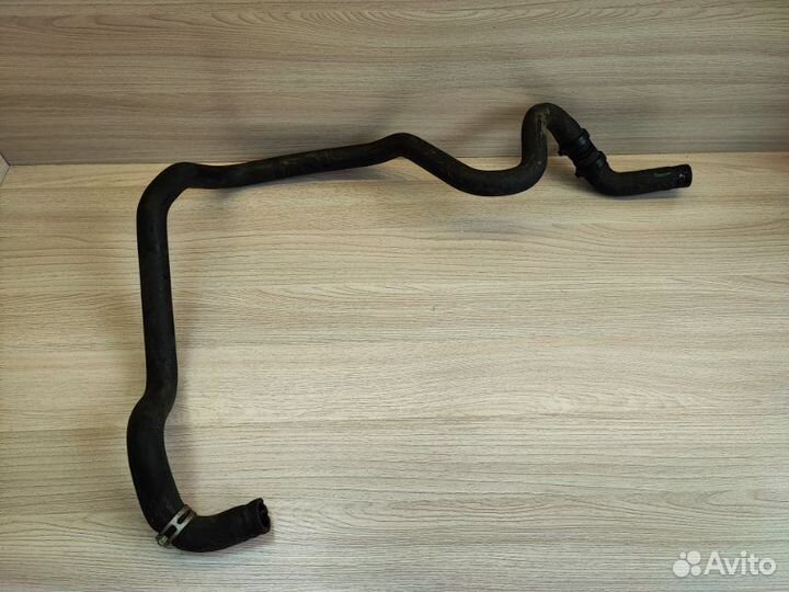 Патрубок радиатора Renault Duster