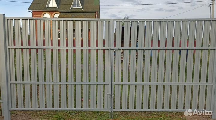 Забор из евроштакетника,калитки под ключ