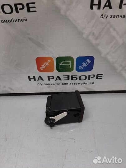 Дефлектор на торпедо левый Ssangyong Kyron DJ