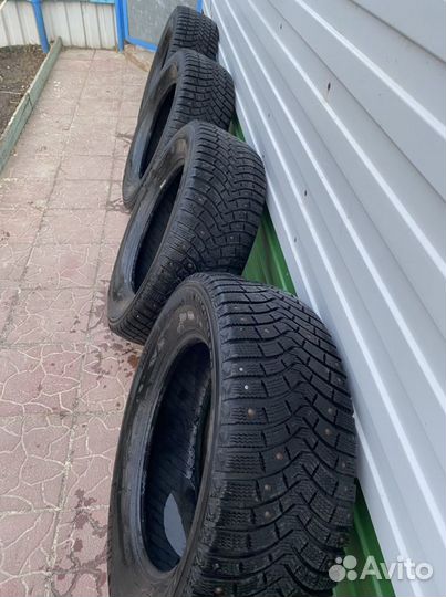 Michelin Latitude X-Ice North 2 + 265/60 R18