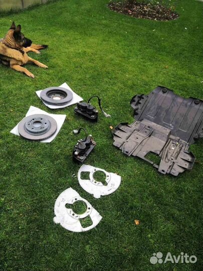 Запчасти на Кадиллак Эскалейд новые