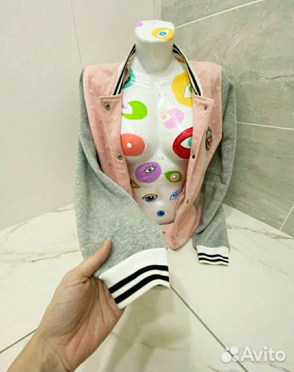 Одежда женская 42-44