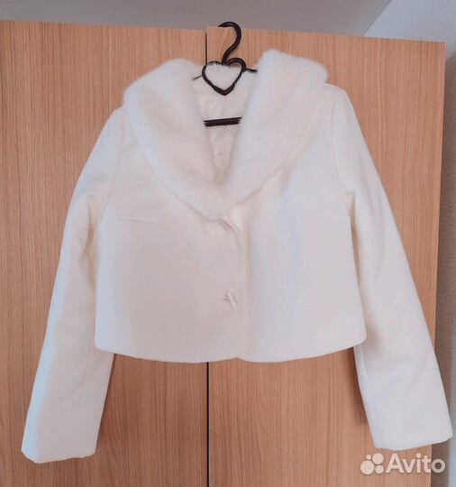 Жакет (46 р.) Свадебное платье (46 р.) Диадема