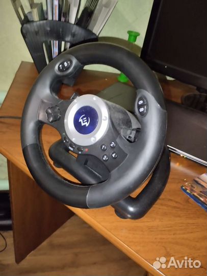 Игровой руль sven GC-W500 с педалями