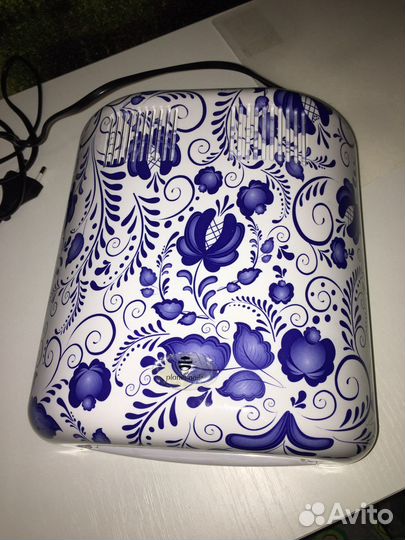 Лампа для сушки ногтей