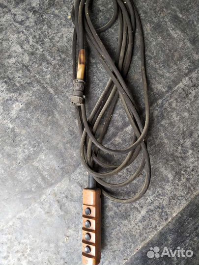 Пульт управления электротельфера кран-балки