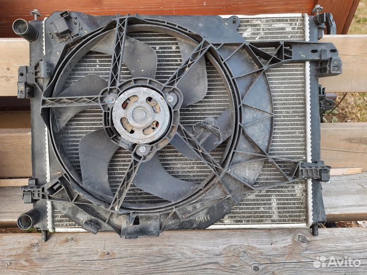 Радиатор с диффузором для Renault Trafic