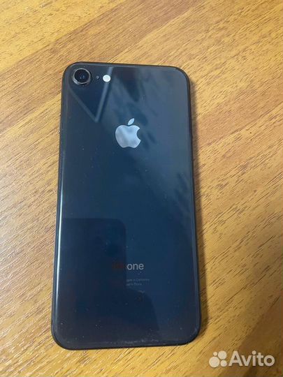 iPhone 8, 64 ГБ