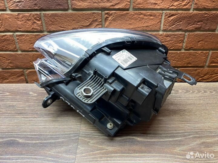 Фара правая Mini Countryman