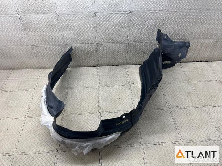 Подкрылок передний правый toyota vellfire