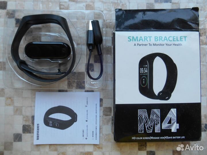Часы SMART bracelet M4