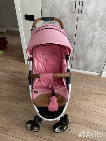 Прогулочная коляска nuovita corso