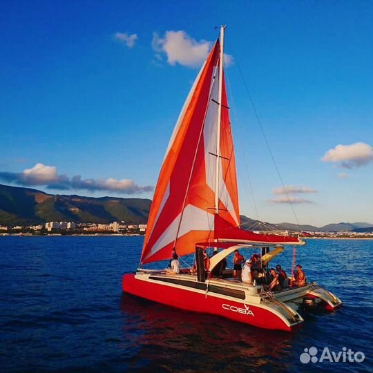 Аренда яхты, рыбалка, морская прогулка