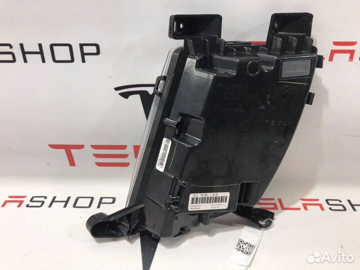 Фара противотуманная правая Tesla Model S 2015