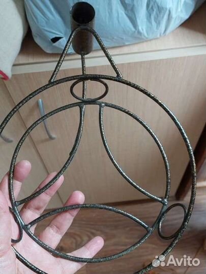 Стойка для цветов крепление на стену