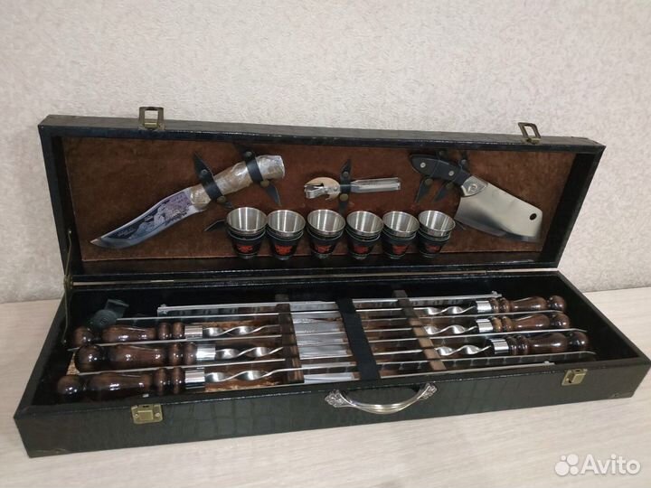 Набор для шашлыка в кейсе Медведь