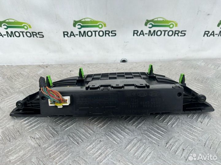 Дисплей информационный Kia Ceed JD D4FB diesel