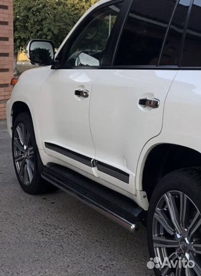 Пороги land cruiser 200