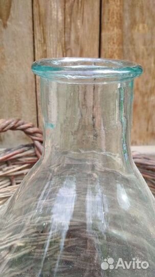 Банка. Бутыль в корзине. СССР