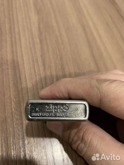 Зажигалка бензиновая zippo