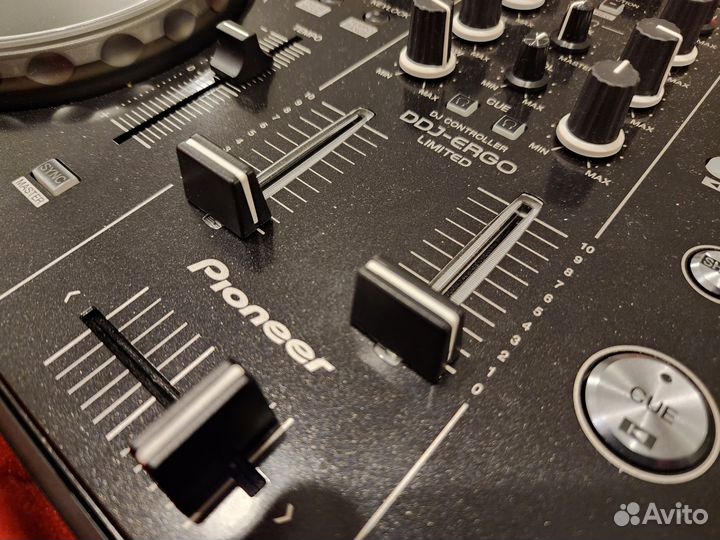 Dj контроллер Pioneer DDJ Ergo K Limited