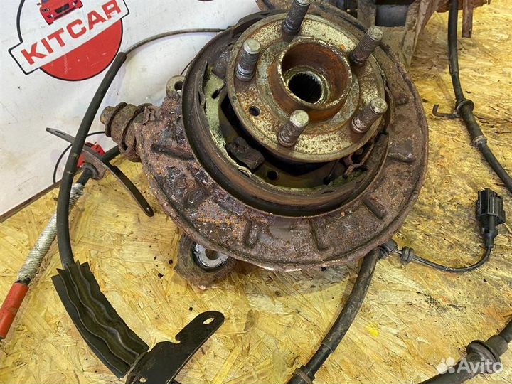 Кулак задний LR Freelander 2