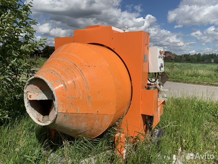 Бетоносмеситель сбр 1200
